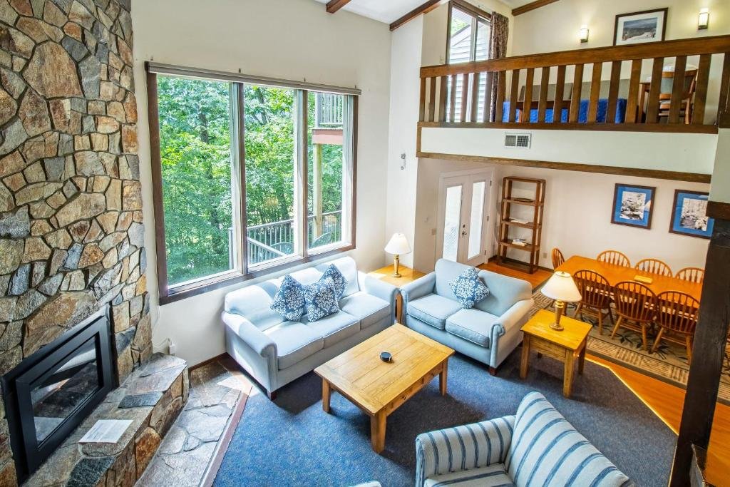 Loft condo living room at Woodstone at Massanutten Resort