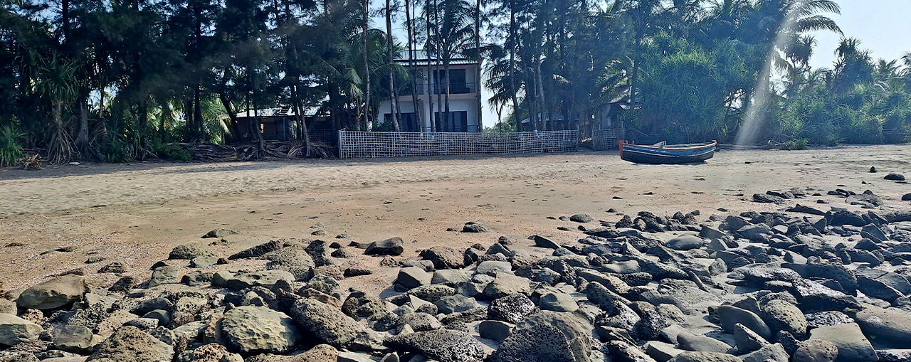 Beach in front of Shuktara Beach Resort, Saint Martin Island