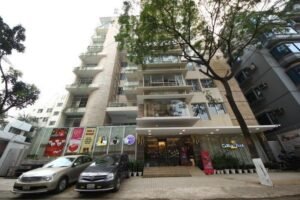 Hotel Bengal Canary Park building exterior with Canary Park signage in Gulshan-1, Dhaka